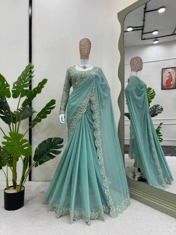 Saree and blouse with Real mirror work - Image 4