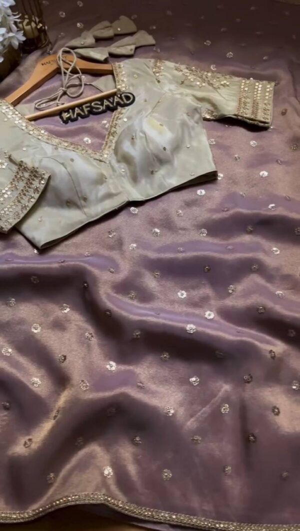 Designer Saree on Havy Twill Net Febric with Fancy Blouse - Image 3