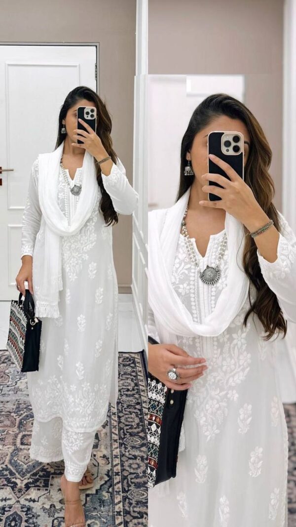 TRENDING SUMMER MASLIN TOP  AND  PLAZO WITH DUPATTA - Image 3