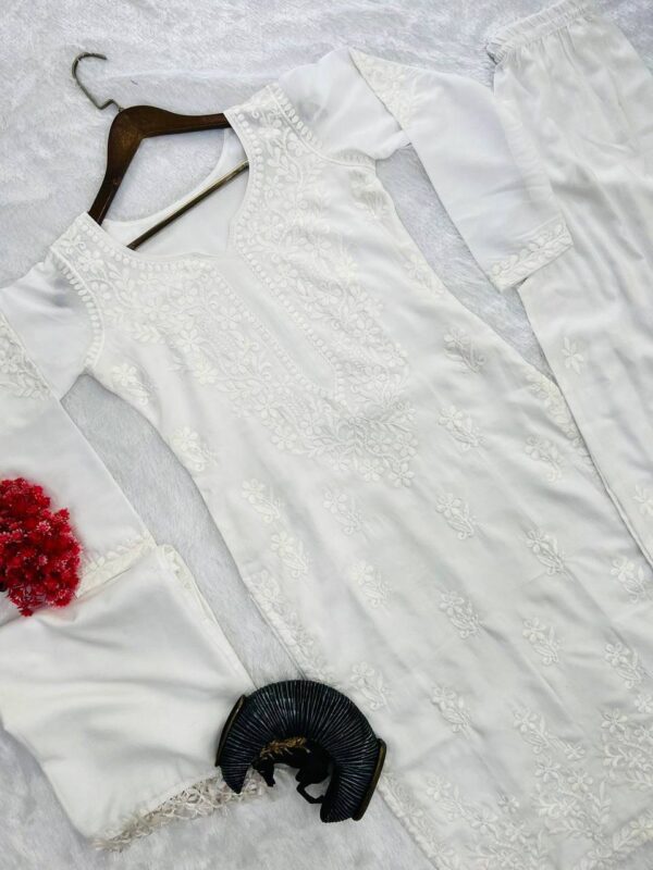 TRENDING SUMMER MASLIN TOP  AND  PLAZO WITH DUPATTA - Image 4