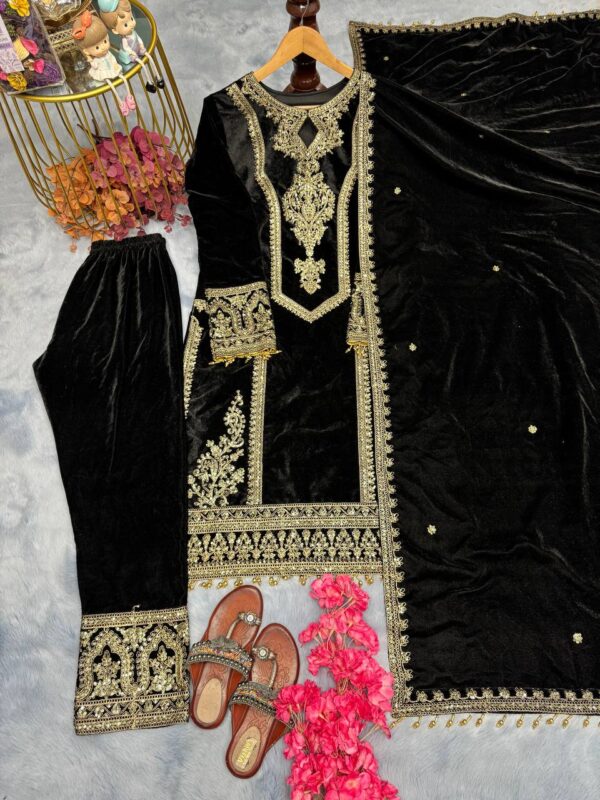 Pure Viscose Velvet Top Plazzo & Dupatta Set - Image 3