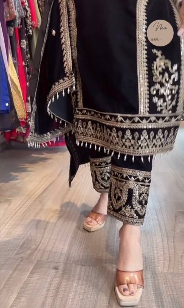 Pure Viscose Velvet Top Plazzo & Dupatta Set - Image 4
