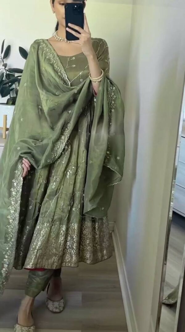 Party Wear Look Fancy Anarkali Gown,Dupatta & Bottom Set