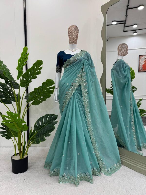 Beautiful Designer Saree on Crunchy Silk Febric With Blouse