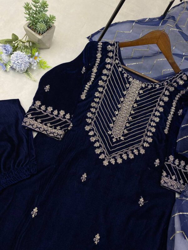 SUIT WITH PANT AND DUPATTA - Image 3