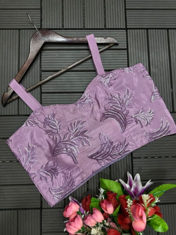Pre pleated ready to wear saree with full koti - Image 4