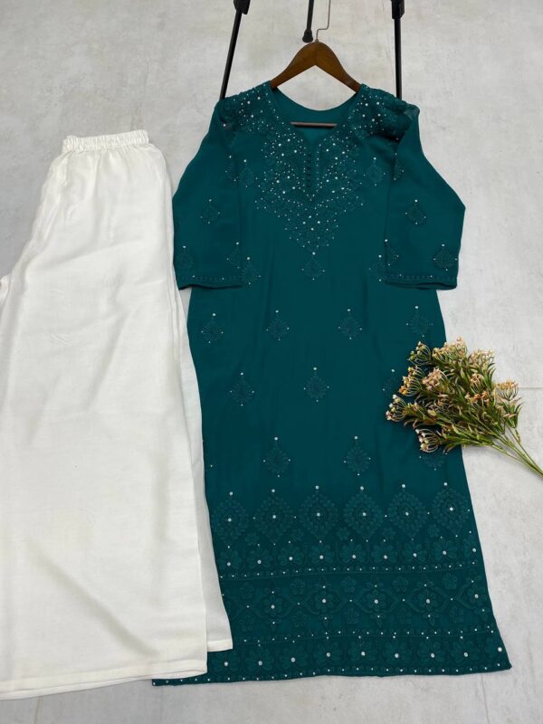 SUMMER  TOP WITH  PLAZZO - Image 2