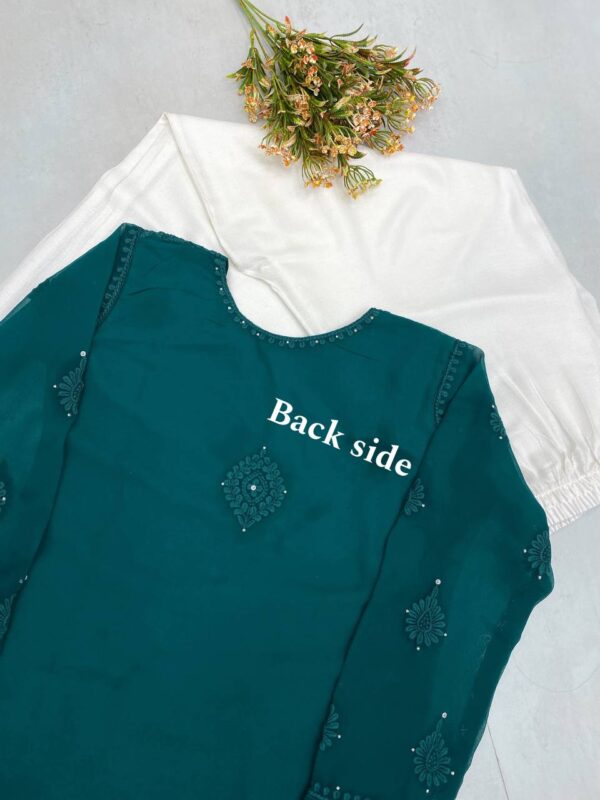 TOP WITH COTTON THREAD EMBROIDERED WORK AND  PLAZO - Image 4