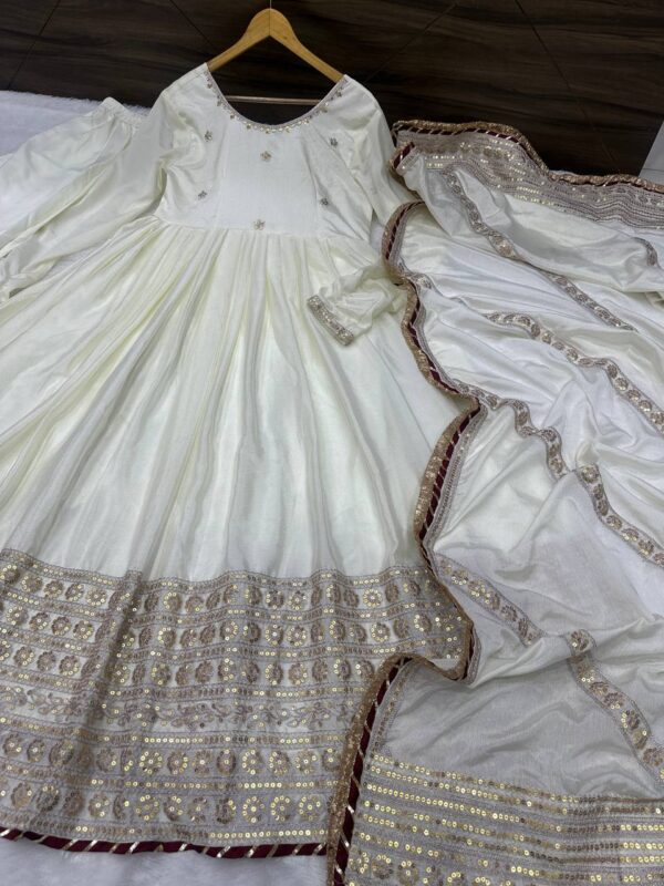 New Designer Gown Pant With Fancy dupatta - Image 3