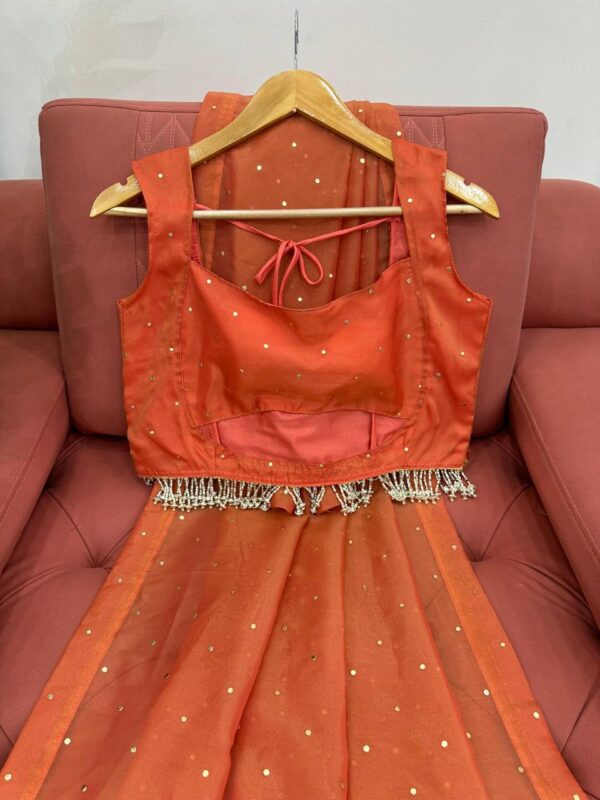 HEAVY DESIGNER PARTY WEAR SAREE WITH FANCY BLOUSE - Image 4
