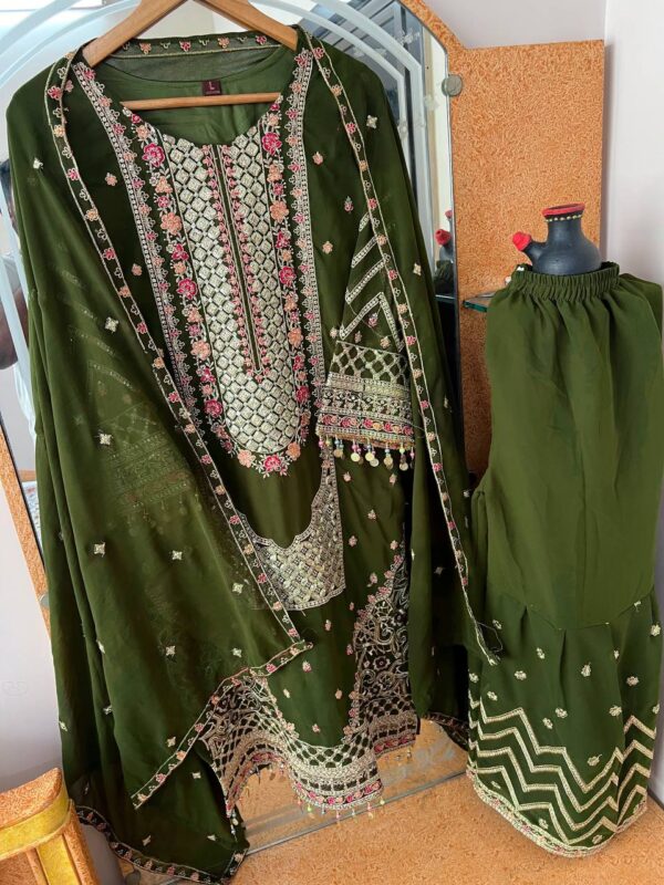 Party Wear Blooming Gorgette fabric Kurti - Image 3