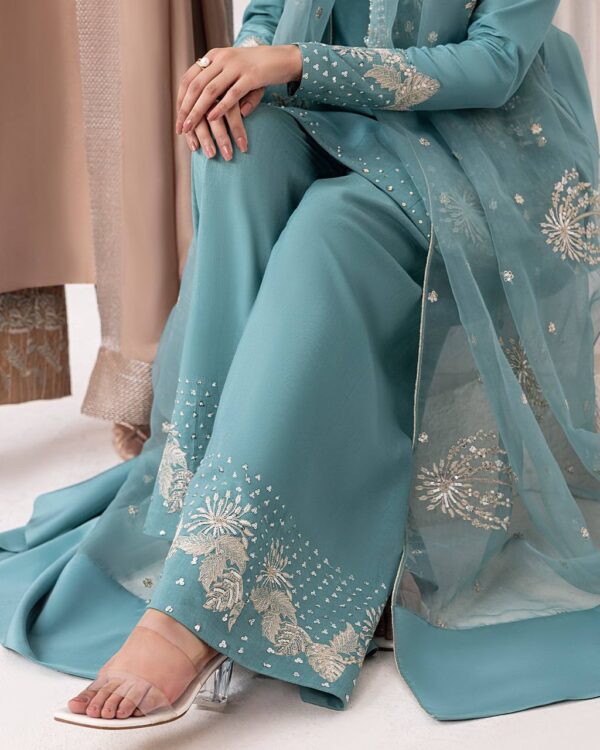 Natural Crepe Top & Palazzo With Dupatta set - Image 4